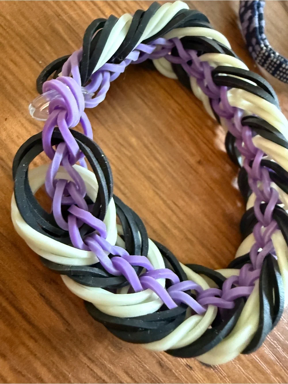 Pair of (4) adult bracelets y2k